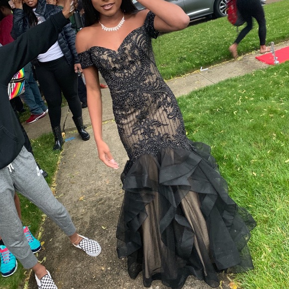 Black and Nude beaded tiered prom dress - Picture 3 of 8